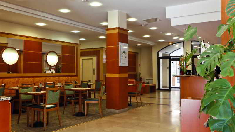 Apartahotel Citadines Presqu'ile 3*